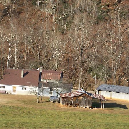 The Farmhouse Villa Ararat Exterior photo